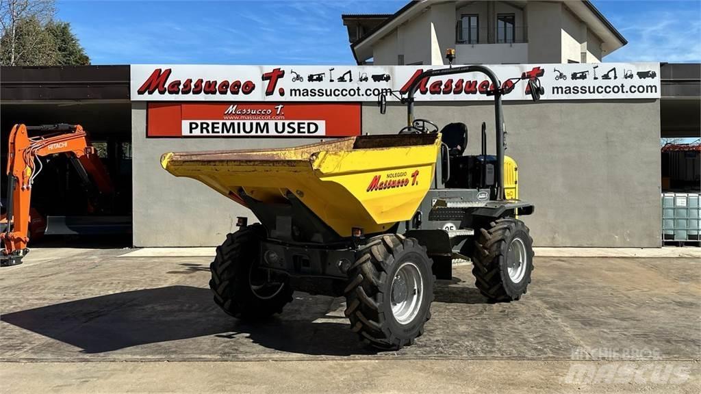 Wacker Neuson DW60 4x4 サイト　ダンプ