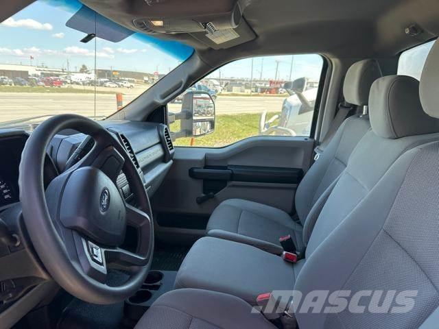 Ford F450 XL 4x2 ボックスボディー、ウイング、箱車