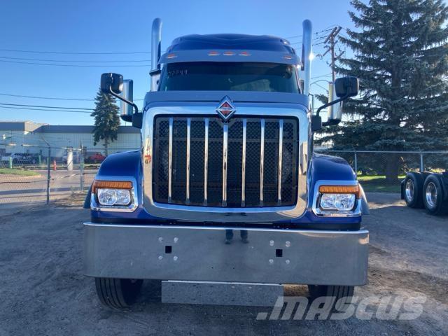 International HX 中古トラクターヘッド | トレーラーヘッド