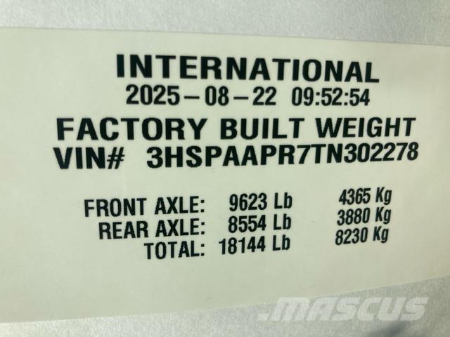 International HX 中古トラクターヘッド | トレーラーヘッド