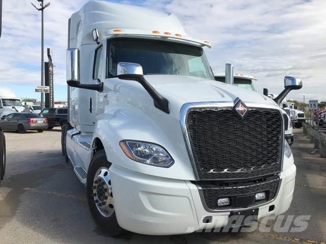 International LT 中古トラクターヘッド | トレーラーヘッド