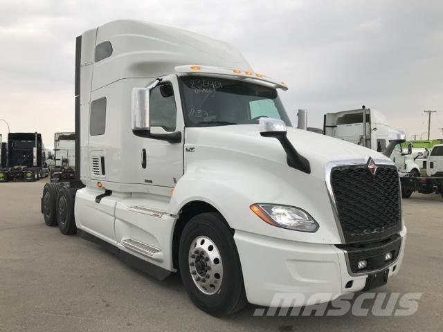 International LT 中古トラクターヘッド | トレーラーヘッド