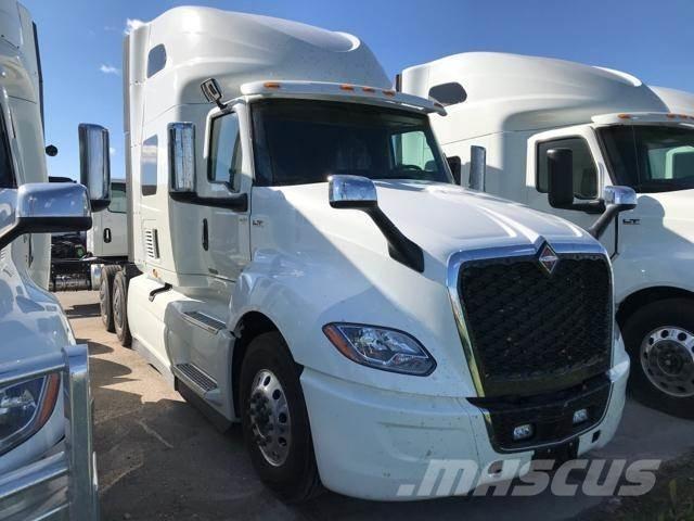 International LT 中古トラクターヘッド | トレーラーヘッド