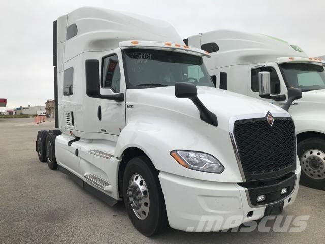 International LT 中古トラクターヘッド | トレーラーヘッド