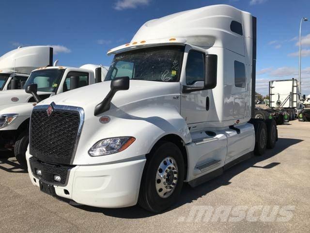 International LT 中古トラクターヘッド | トレーラーヘッド