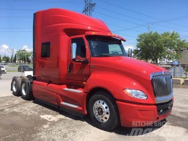 International LT 中古トラクターヘッド | トレーラーヘッド