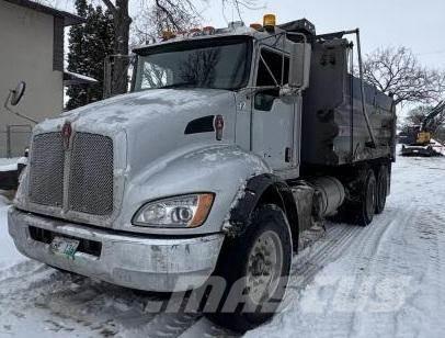 Kenworth T300 ダンプ