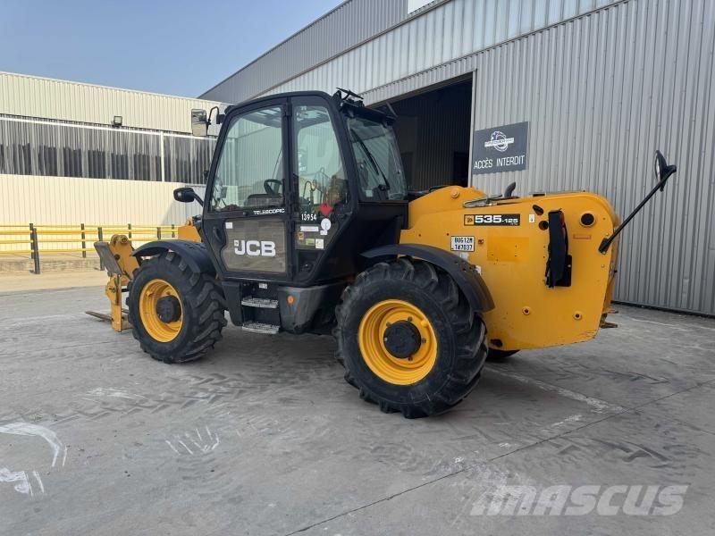 JCB 535-125 テレスコーピックハンドラー