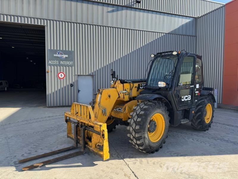 JCB 535-95 テレスコーピックハンドラー