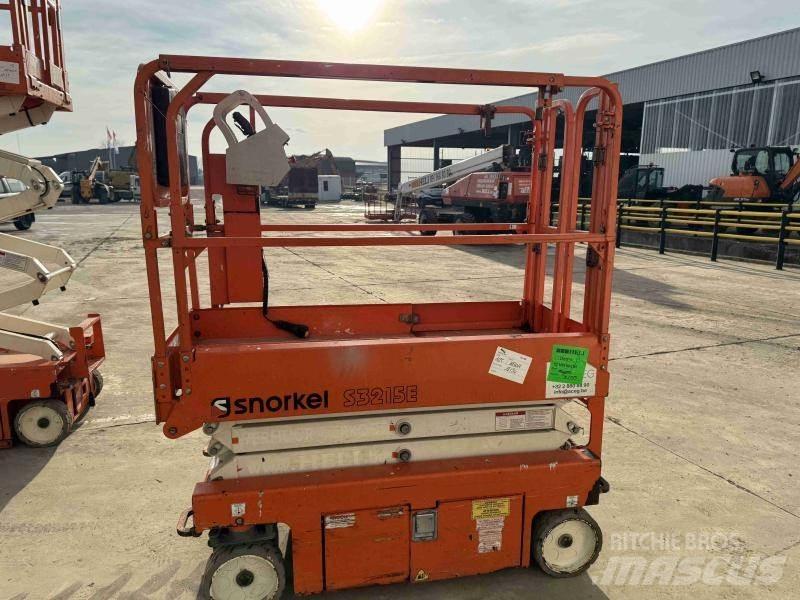 Snorkel S3215E ブームリフト　屈伸型