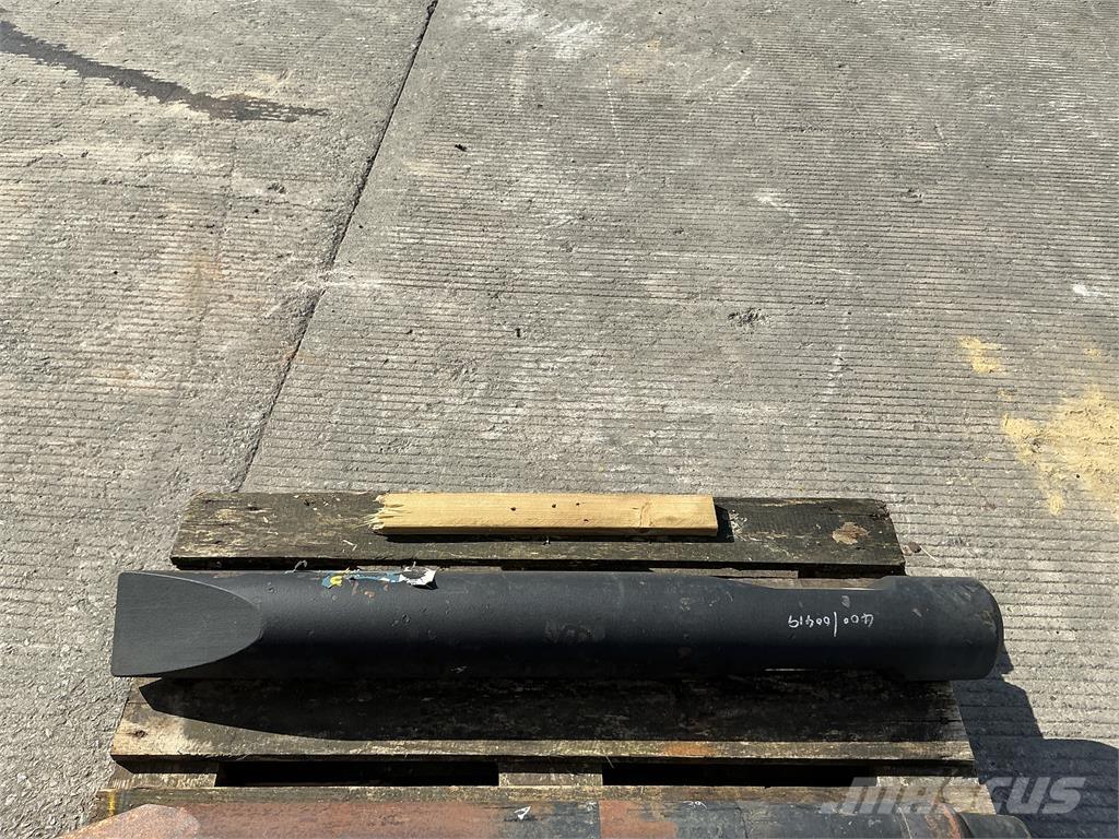 Epiroc Breaker Chisel 農業機械 -　その他