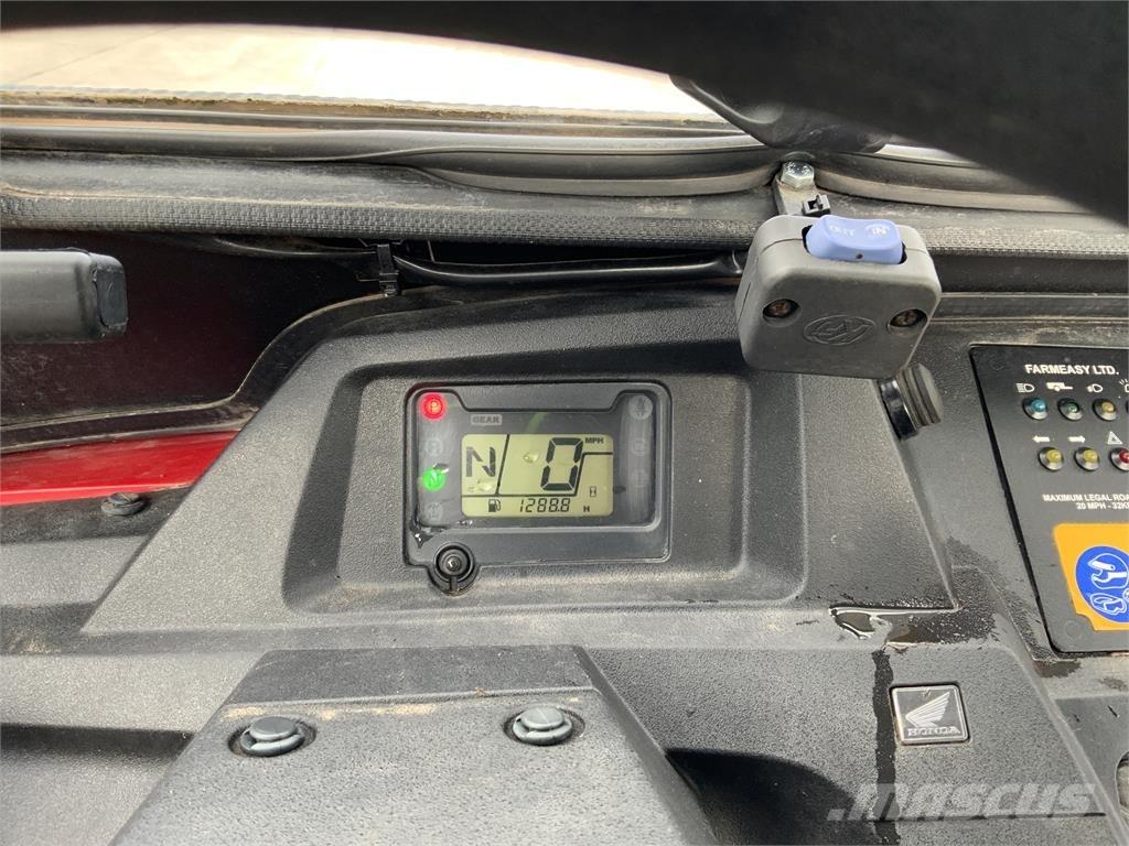 Honda Pioneer 700 ATV 農業機械 -　その他