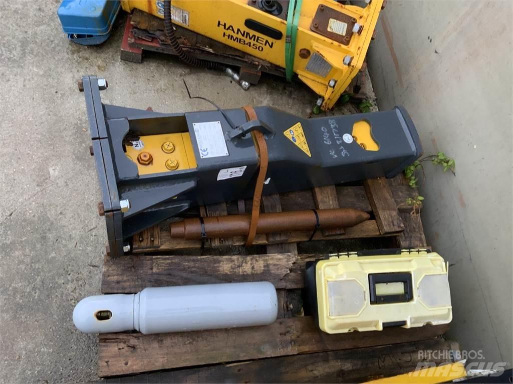 Mustang HM200 Breaker 農業機械 -　その他