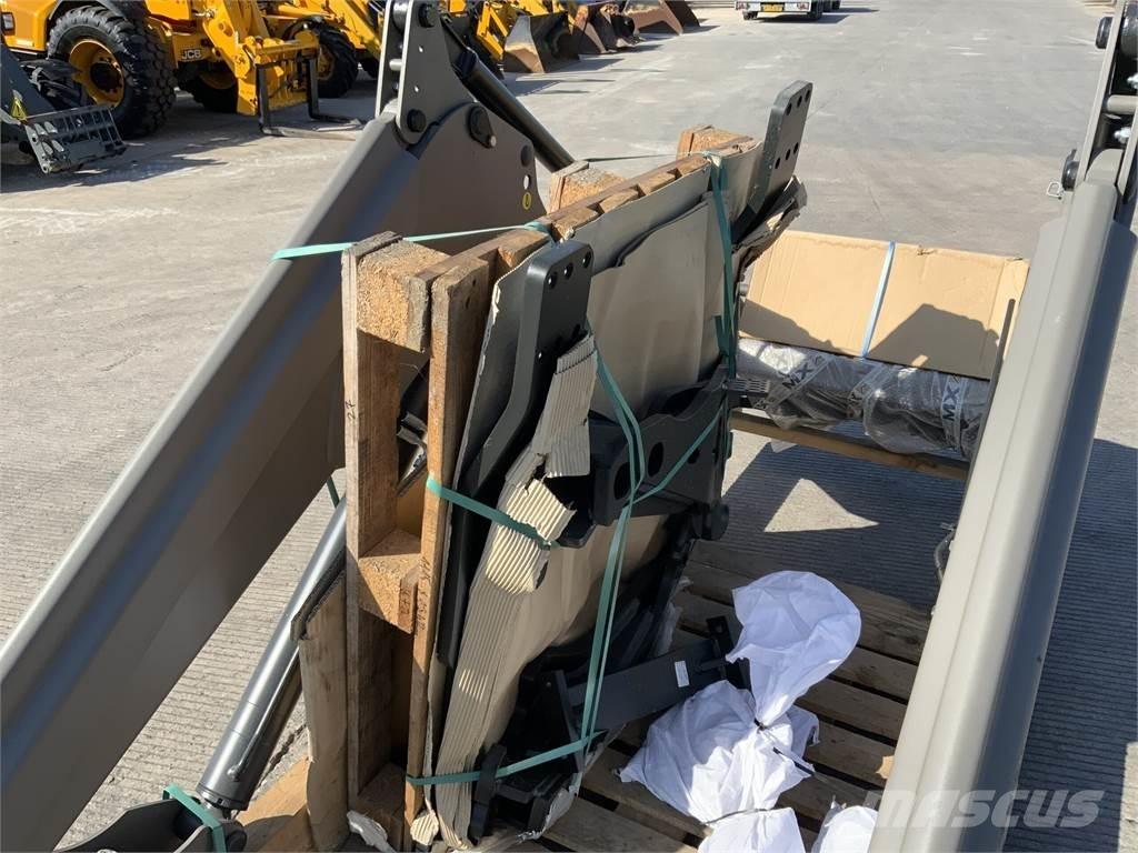 MX U412+ Loader Unused 農業機械 -　その他