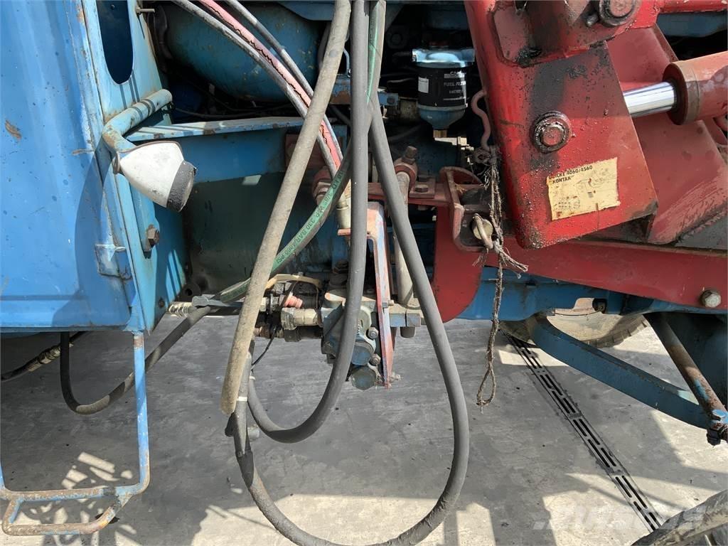 Quicke 4560 Loader 農業機械 -　その他