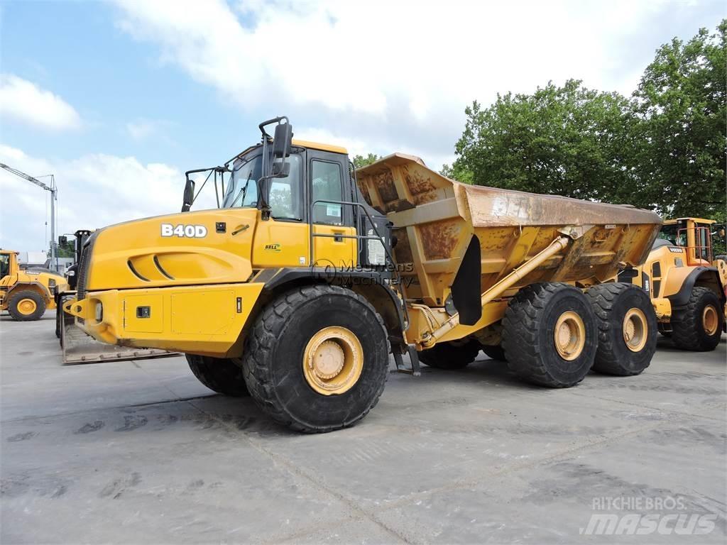 Bell B40D アーティキュレート式ダンプトラック