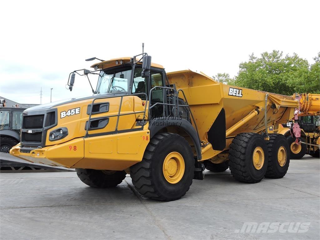 Bell B45E アーティキュレート式ダンプトラック
