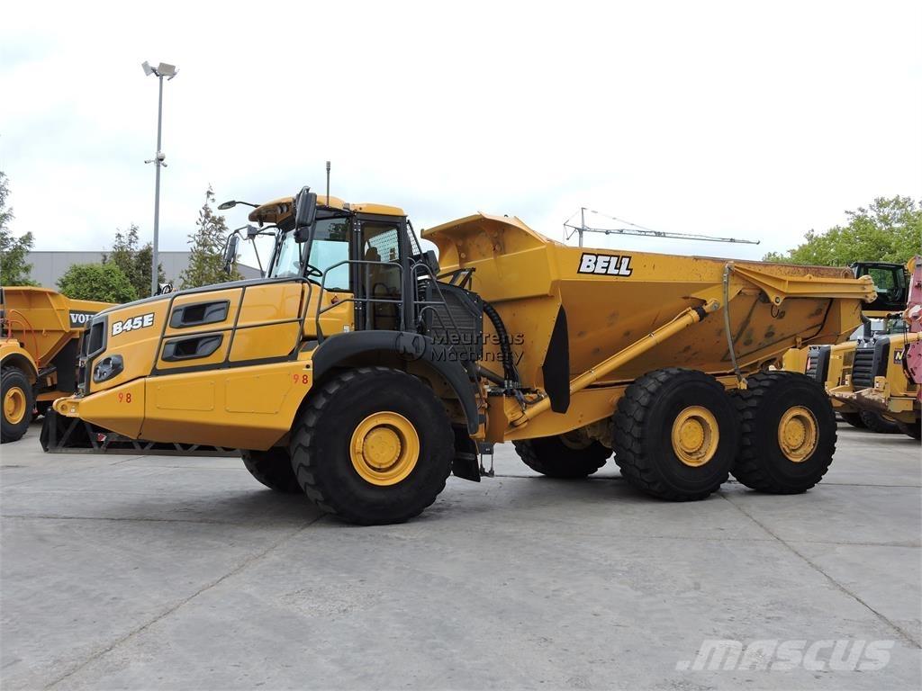 Bell B45E アーティキュレート式ダンプトラック