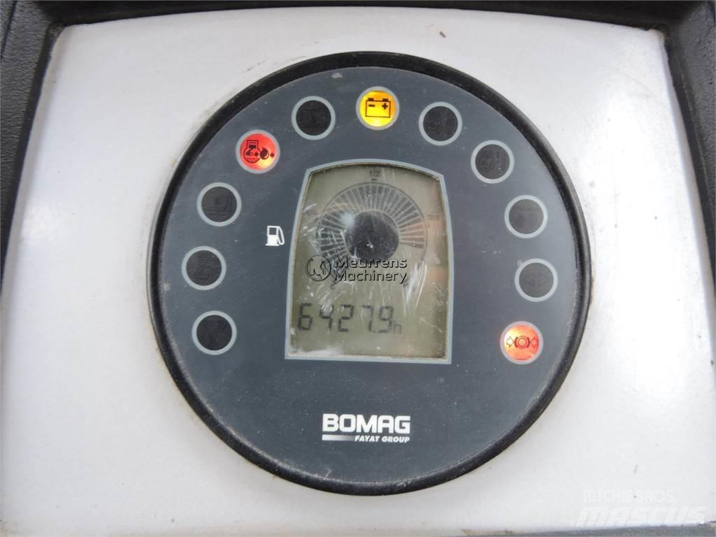Bomag BW211D-4 その他　ローラ　（マカダムローラ等）