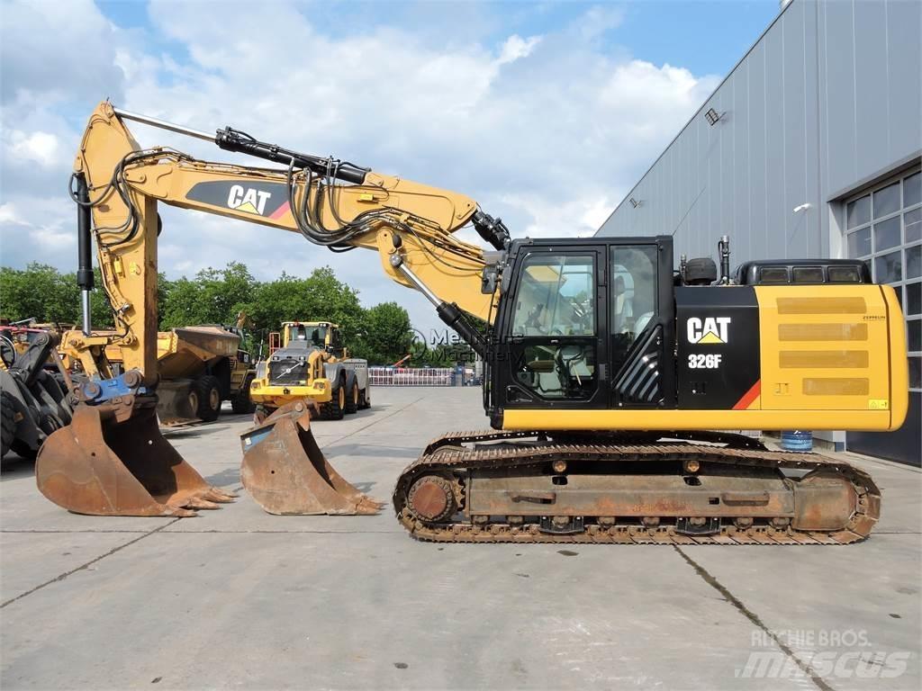 CAT 326F 大型油圧ショベル12t以上（パワーショベル・ユンボ）