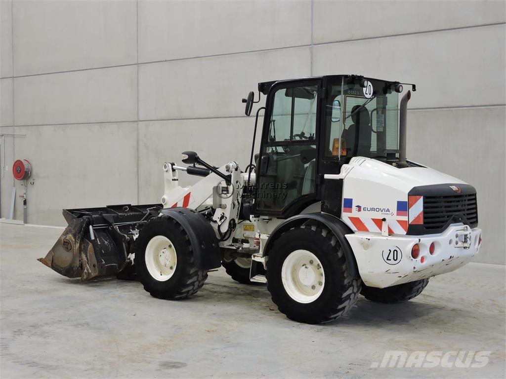 CAT 908M + FORK ホイールローダー・タイヤショベル