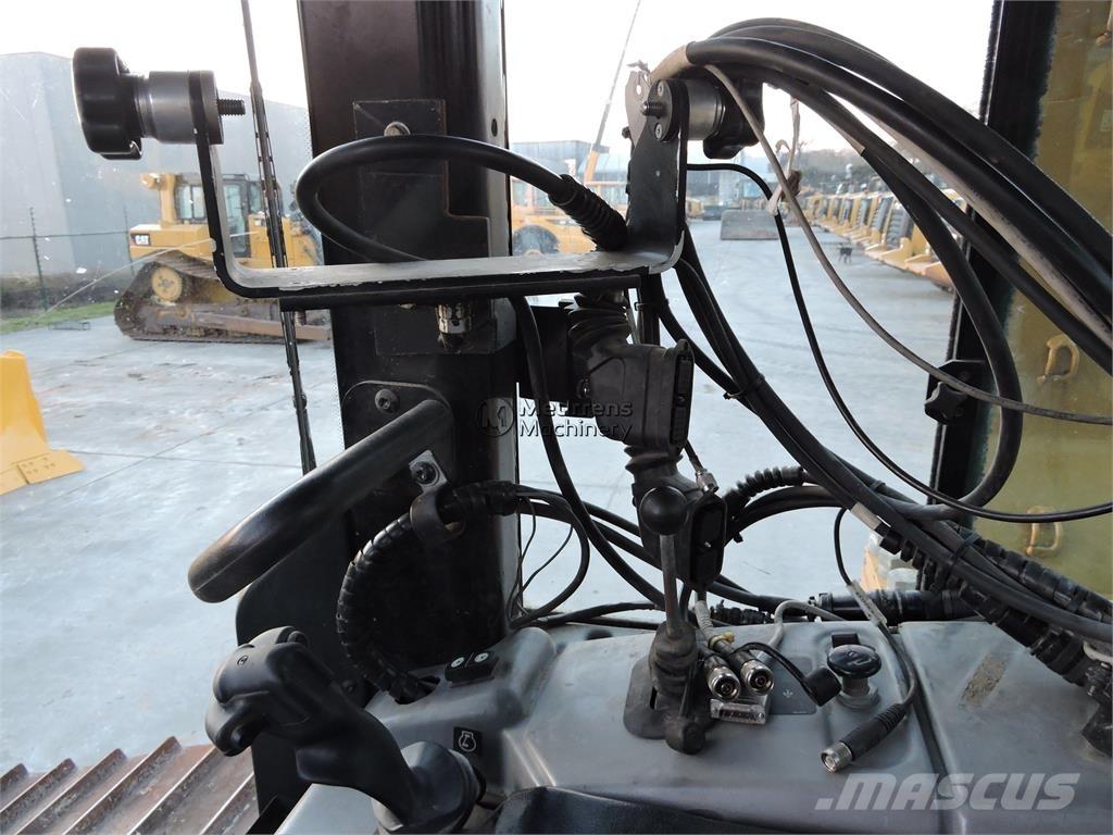 CAT D6NLGP ブルドーザー