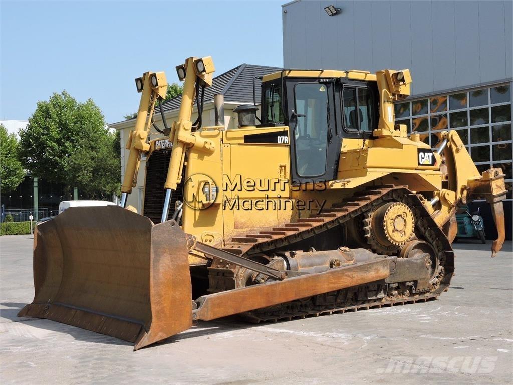 CAT D7R ブルドーザー