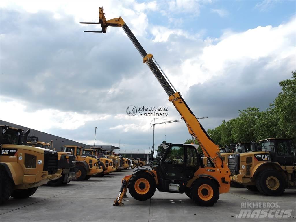JCB 535-125 テレスコーピックハンドラー