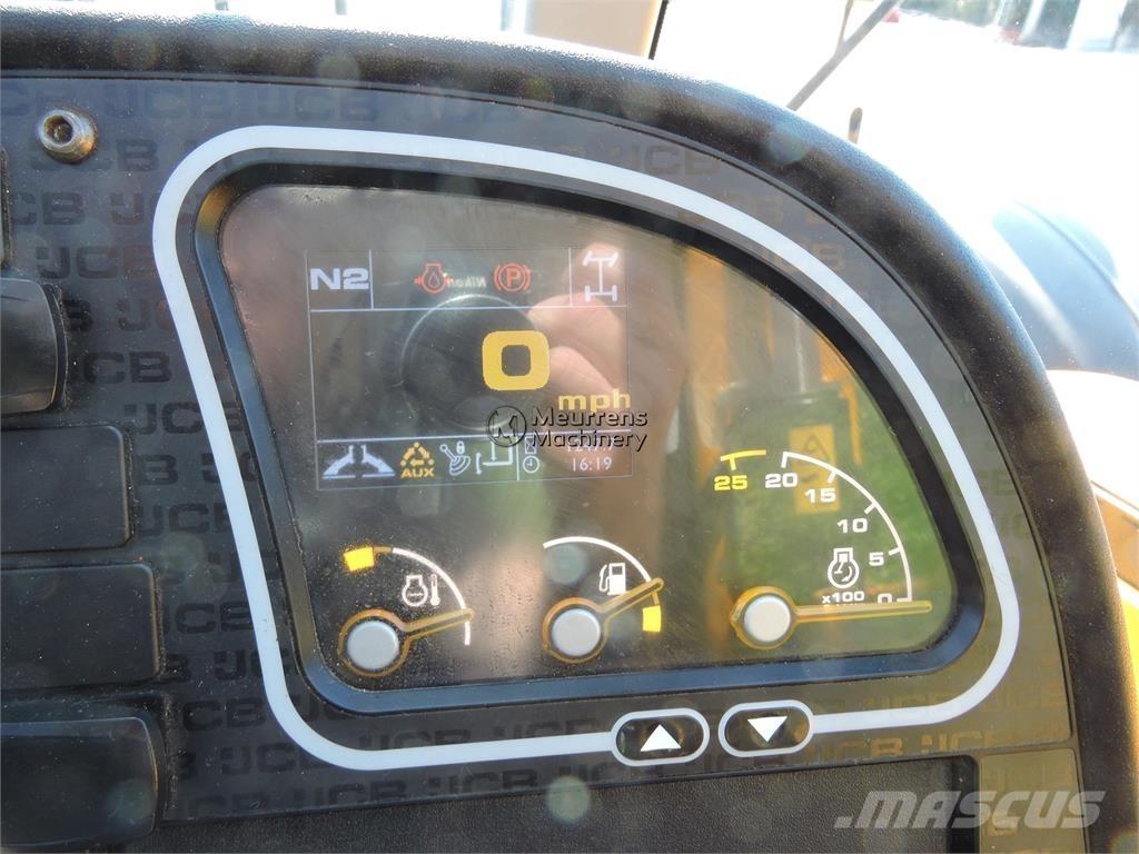 JCB 540-170 テレスコーピックハンドラー