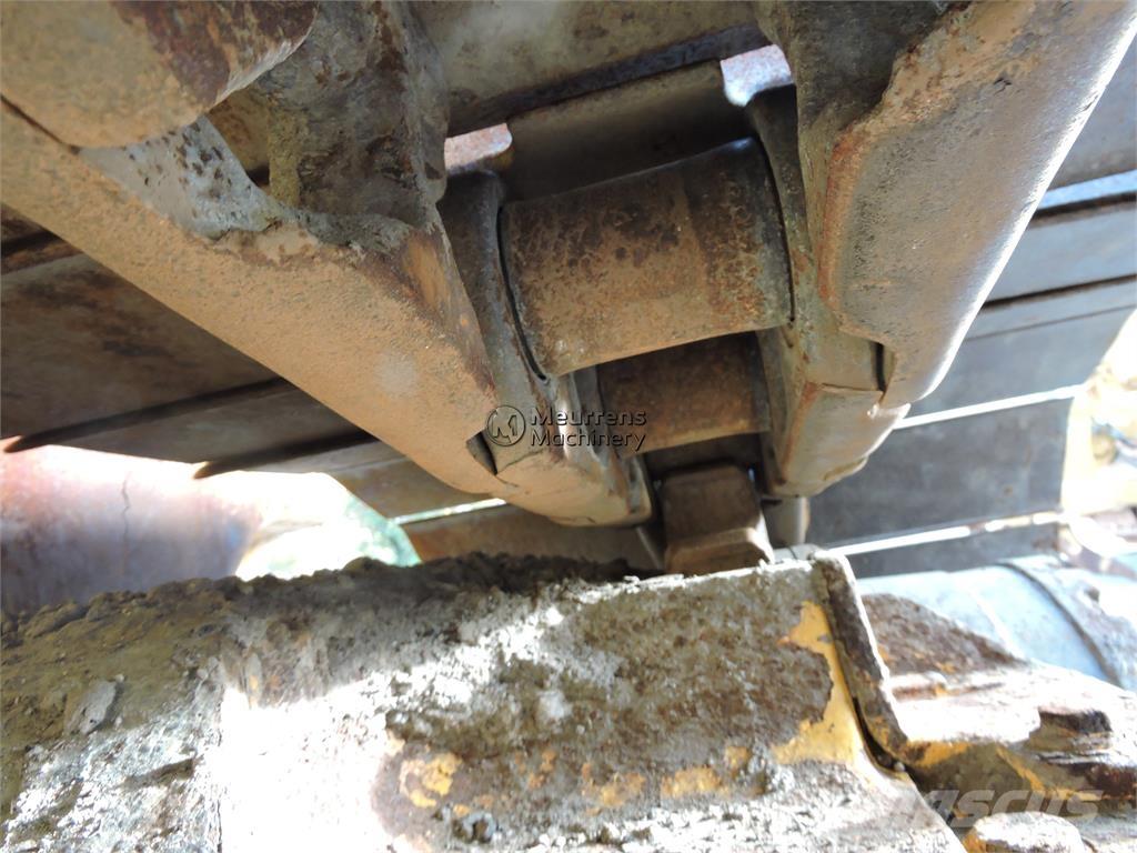 Komatsu D61PX-24 ブルドーザー