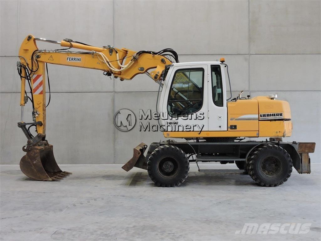 Liebherr A312 ホイール式油圧ショベル（パワーショベル・ユンボ・バックホー）