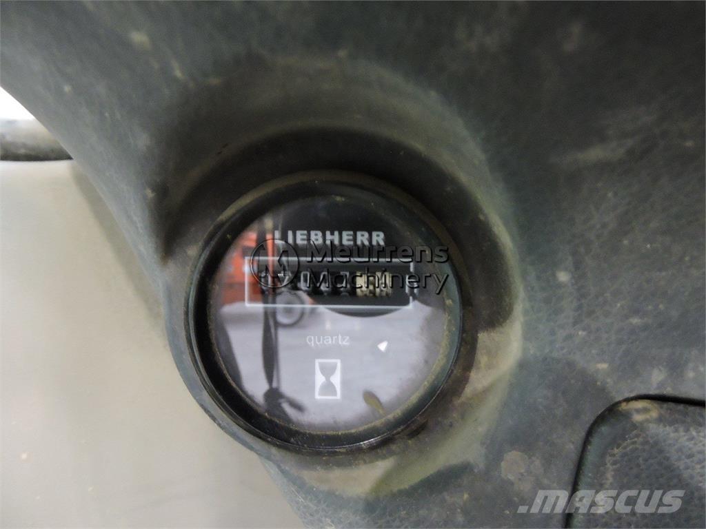 Liebherr A312 ホイール式油圧ショベル（パワーショベル・ユンボ・バックホー）