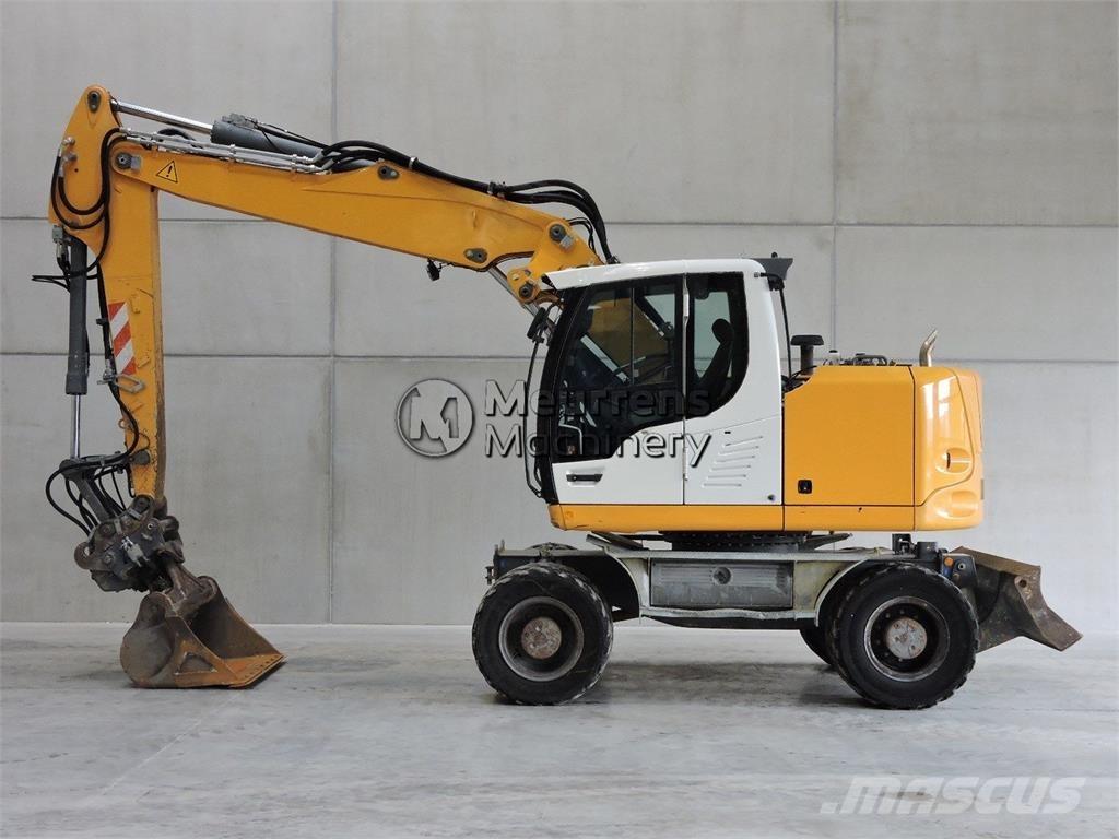 Liebherr A918 ホイール式油圧ショベル（パワーショベル・ユンボ・バックホー）