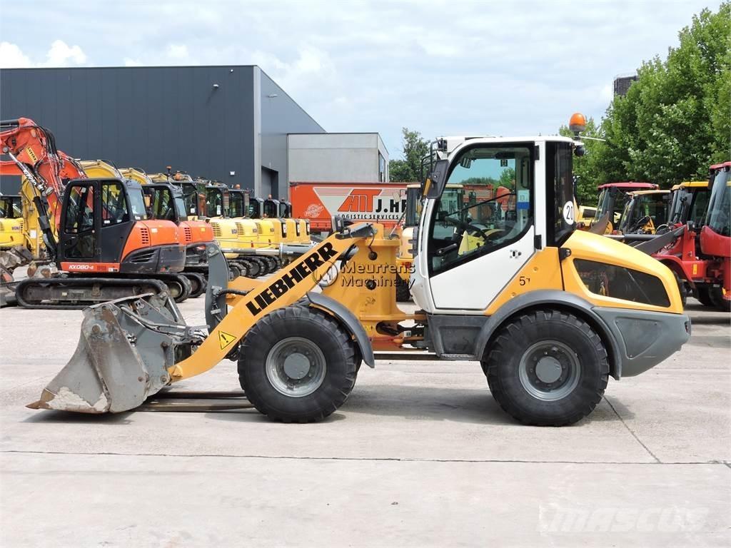 Liebherr L508 + FORK ホイールローダー・タイヤショベル