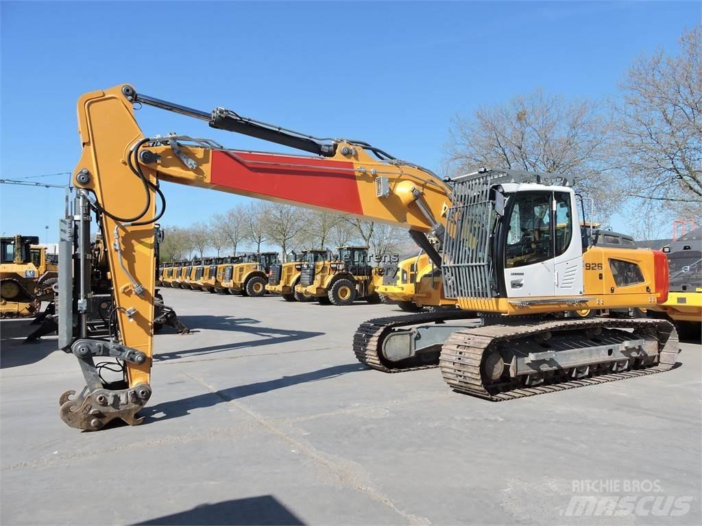 Liebherr R926LC 大型油圧ショベル12t以上（パワーショベル・ユンボ）