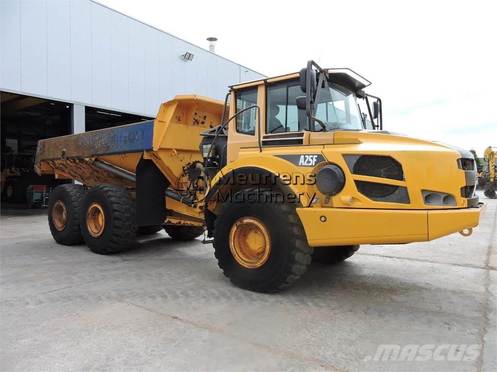 Volvo A25F アーティキュレート式ダンプトラック