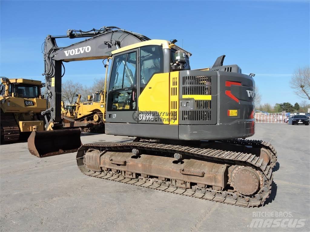 Volvo ECR235EL 大型油圧ショベル12t以上（パワーショベル・ユンボ）