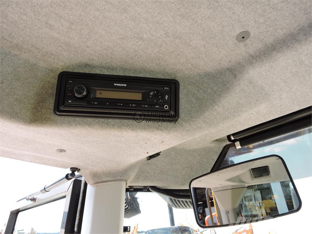 Volvo L120H ホイールローダー・タイヤショベル