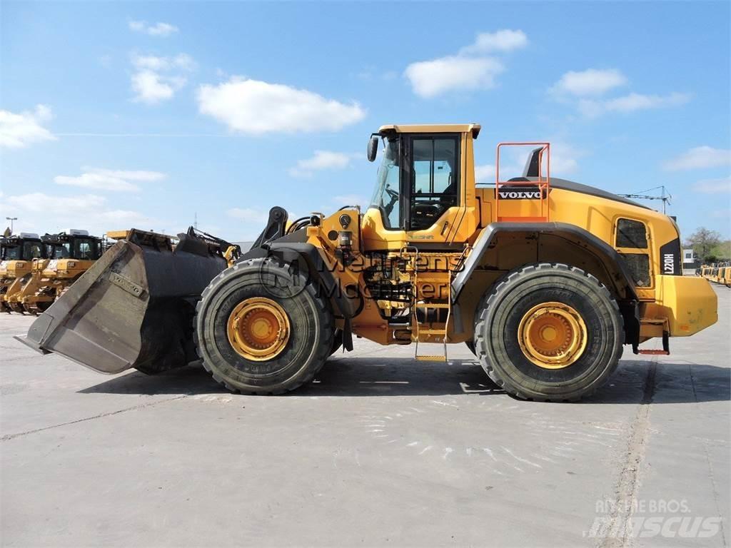 Volvo L220H ホイールローダー・タイヤショベル