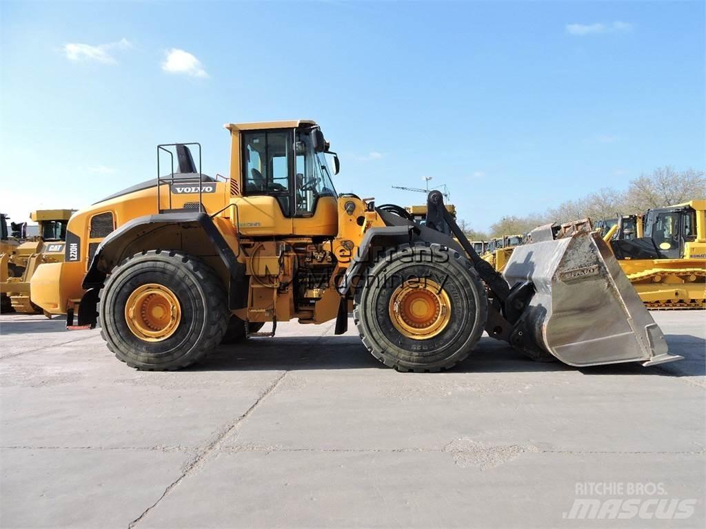 Volvo L220H ホイールローダー・タイヤショベル