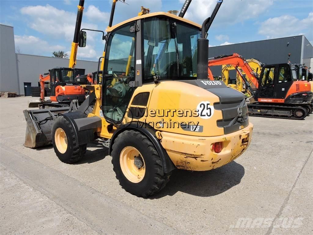 Volvo L25F + FORK ホイールローダー・タイヤショベル