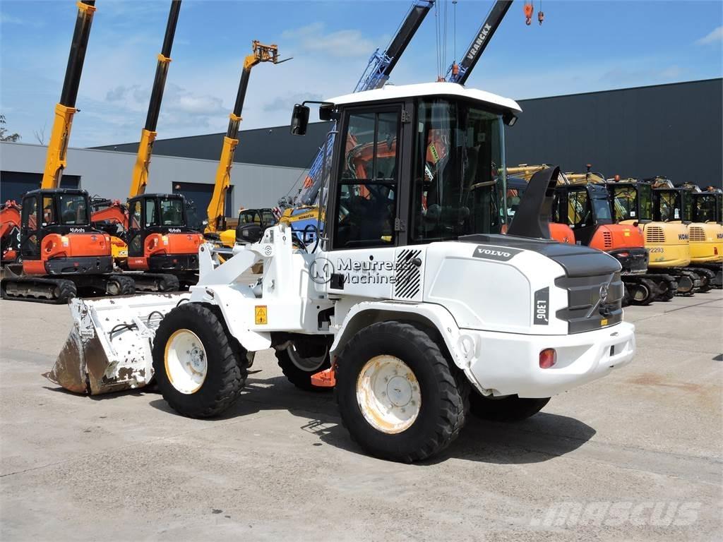 Volvo L30G + FORK ホイールローダー・タイヤショベル