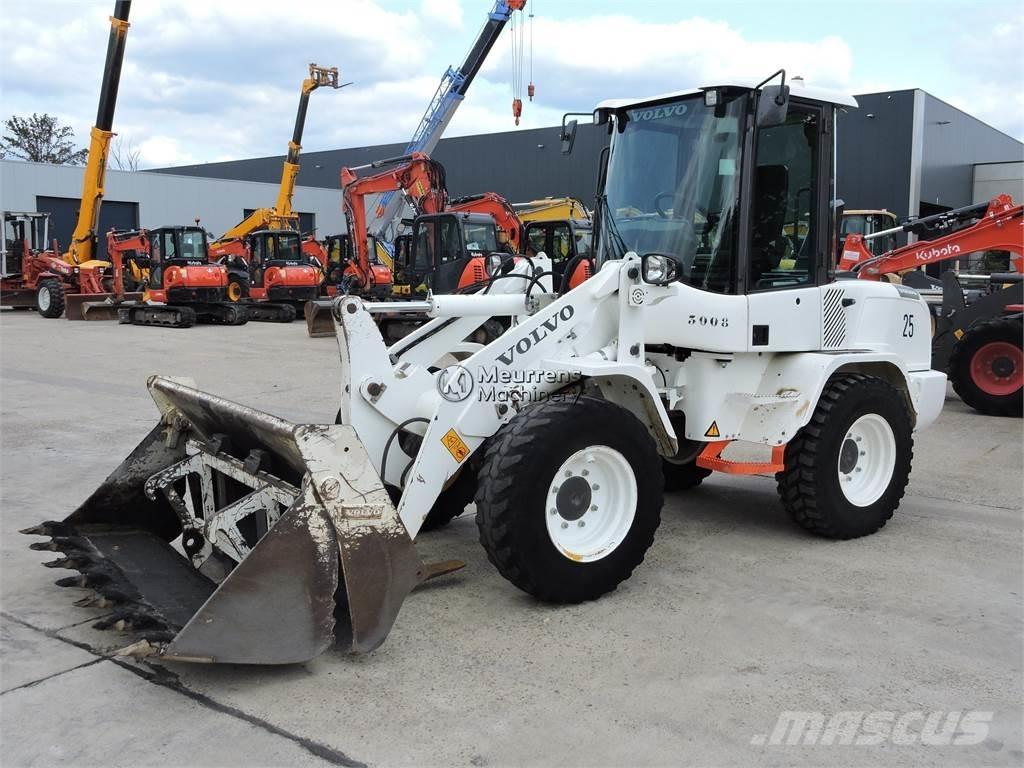 Volvo L30G + FORK ホイールローダー・タイヤショベル