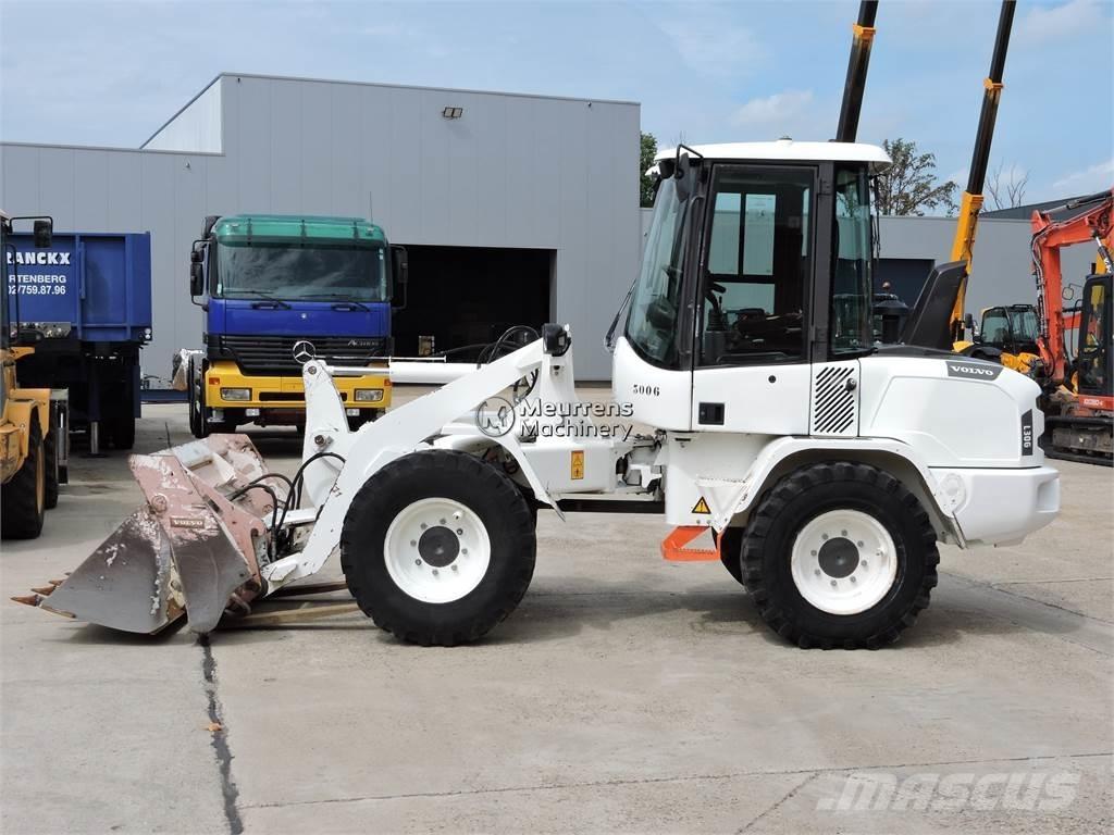 Volvo L30G + FORK ホイールローダー・タイヤショベル