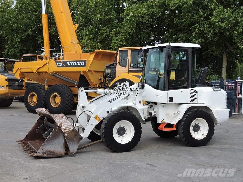 Volvo L30G + FORK ホイールローダー・タイヤショベル