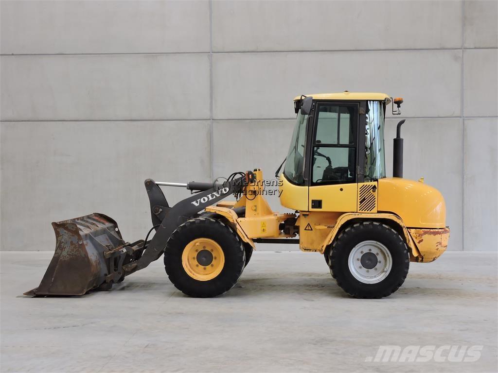 Volvo L35B ホイールローダー・タイヤショベル