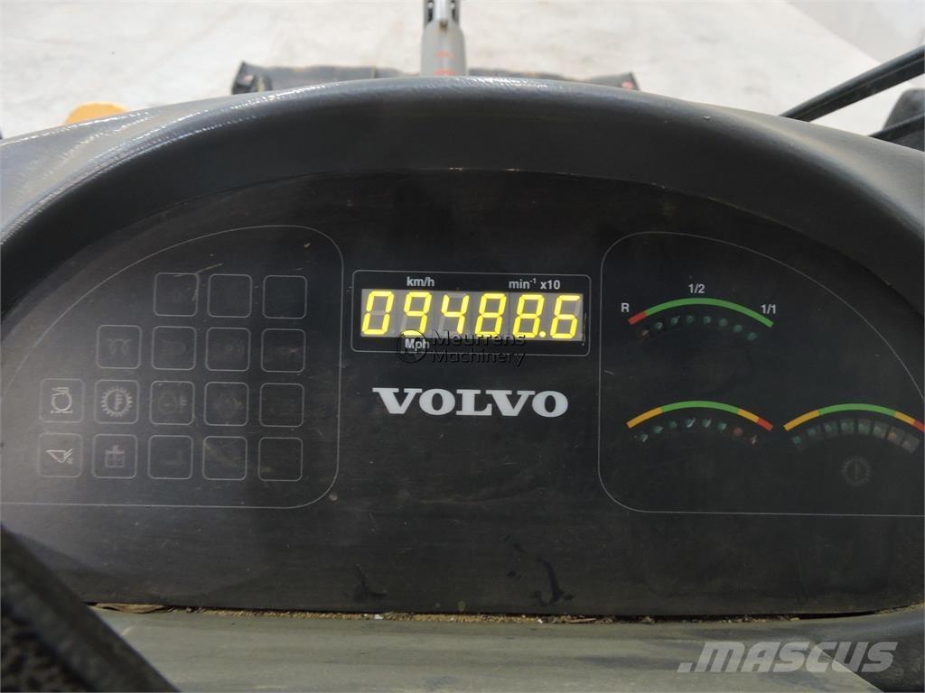 Volvo L35B ホイールローダー・タイヤショベル