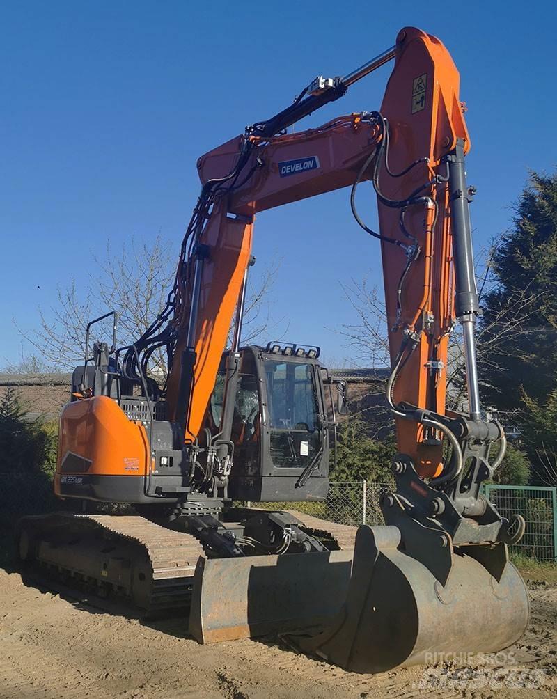 Develon DX 235 LCR-7 大型油圧ショベル12t以上（パワーショベル・ユンボ）