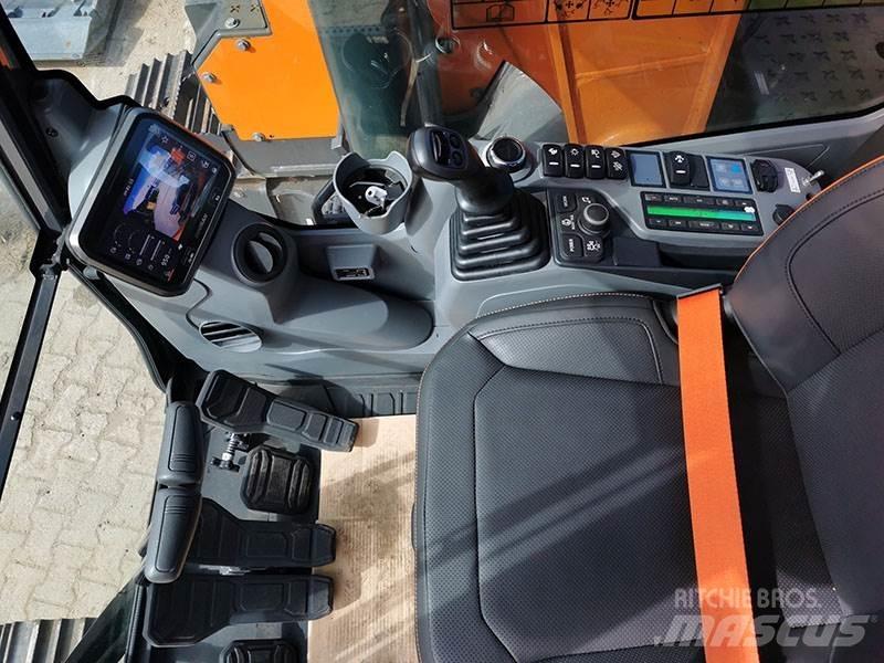 Doosan DX 140 LCR-7 大型油圧ショベル12t以上（パワーショベル・ユンボ）