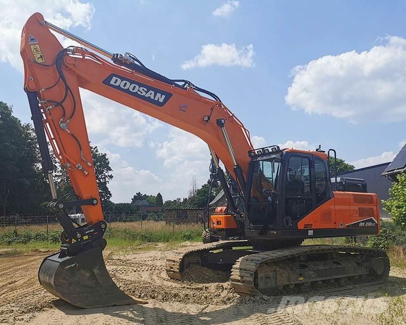 Doosan DX 210 LC-7 大型油圧ショベル12t以上（パワーショベル・ユンボ）